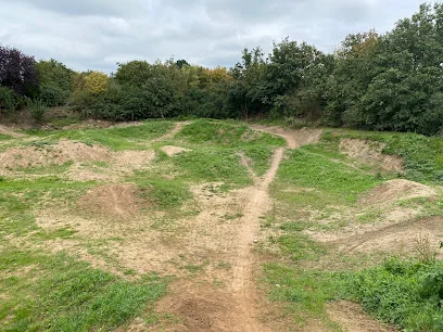 Bild von Dirt Park "Gewerbering" gelegen in Plankstadt, Baden-Wurtemberg