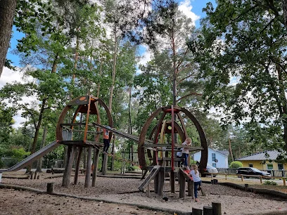 Bild von Spielplatz Birkholzaue gelegen in Bernau bei Berlin, Berlin