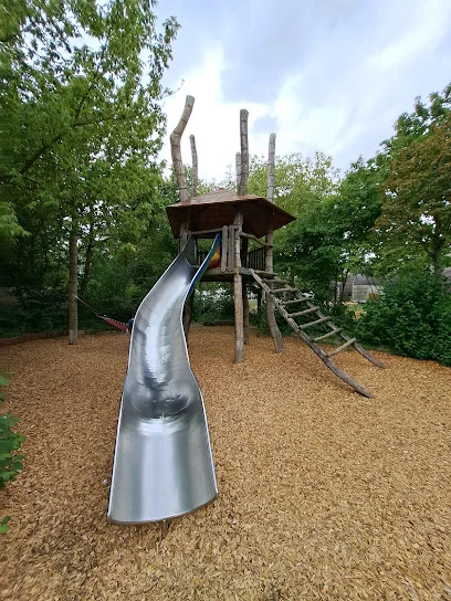 Bild von Spielplatz Ida-Dehmel-Ring gelegen in Mannheim, Baden-Wurtemberg