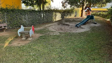 Bild von Spielplatz Imolastraße gelegen in Weinheim, Baden-Wurtemberg