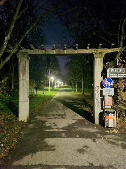 Bild von Tor zum Stadtgarten gelegen in Reutlingen, Baden-Wurtemberg