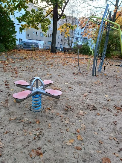 Bild von großer Spielplatz in Koeltzepark gelegen in Berlin, Berlin
